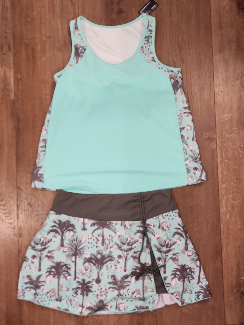 Summer Mae Blouson Tankini Swimsuit Built In Shorts Glow Leopard size 14 NWT